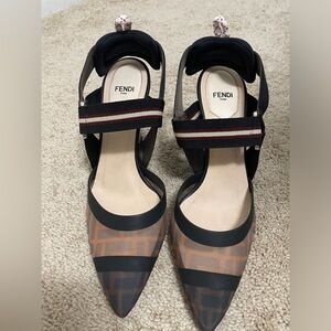 Colibri Runway Mesh FF Slingback Pumps